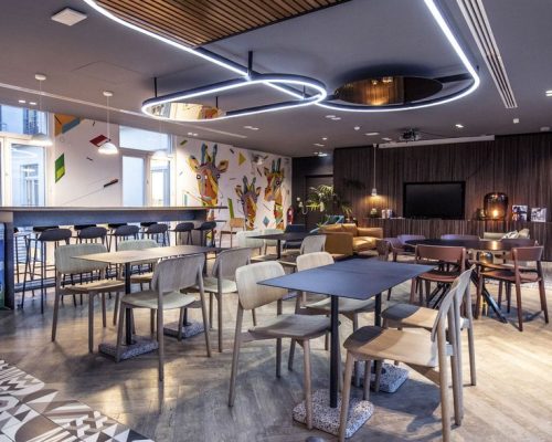 Nextdoor Londres Coworking Offices - Paris _ Office Snapshots.jpeg